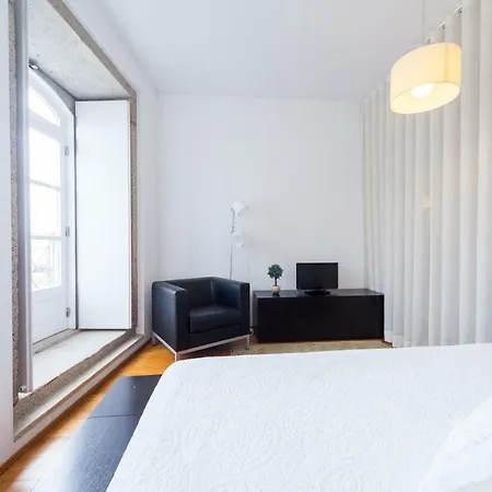 Edificio Portughabit *