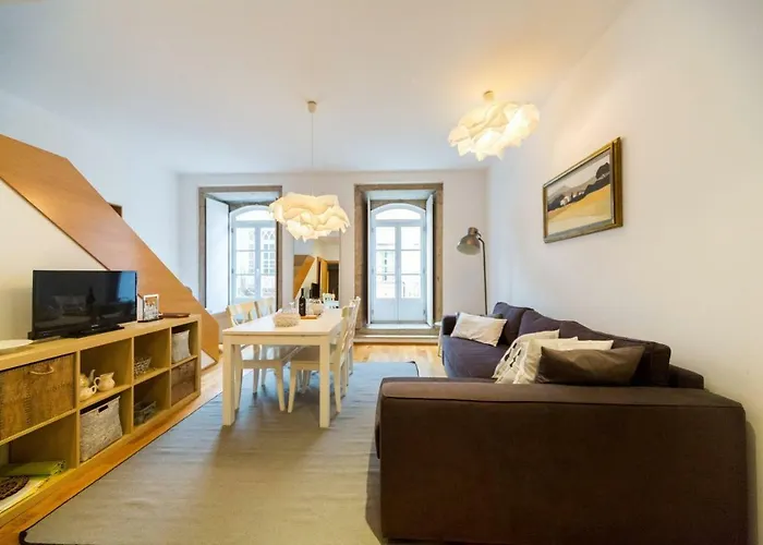 Edificio Portughabit Виана-ду-Каштелу